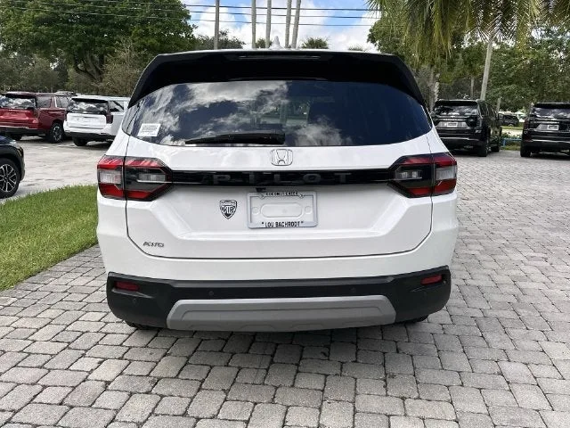2024 Honda Pilot EX-L 7 Passenger photo 36