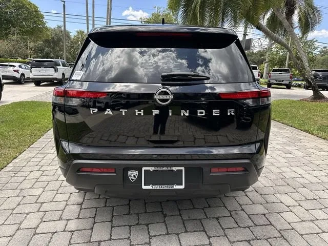 2025 Nissan Pathfinder S photo 36