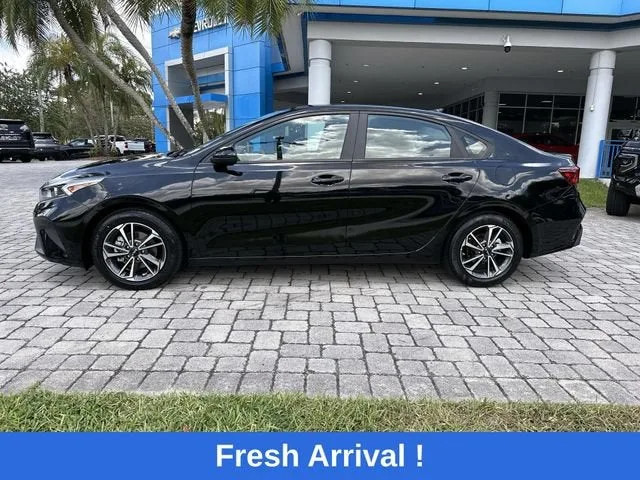 2024 Kia Forte LXS photo 20