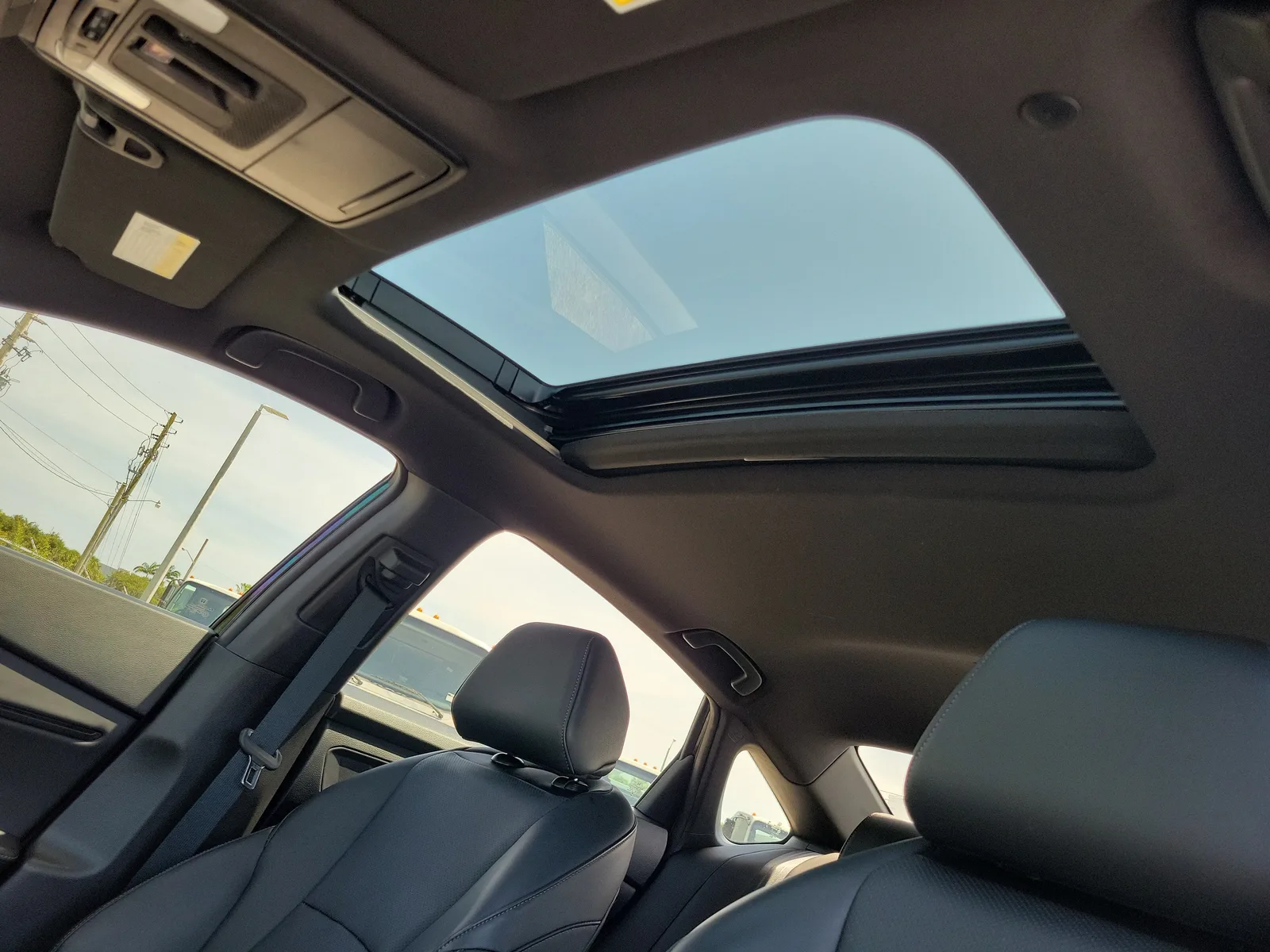2023 Honda Accord Hybrid Sport-L photo 25