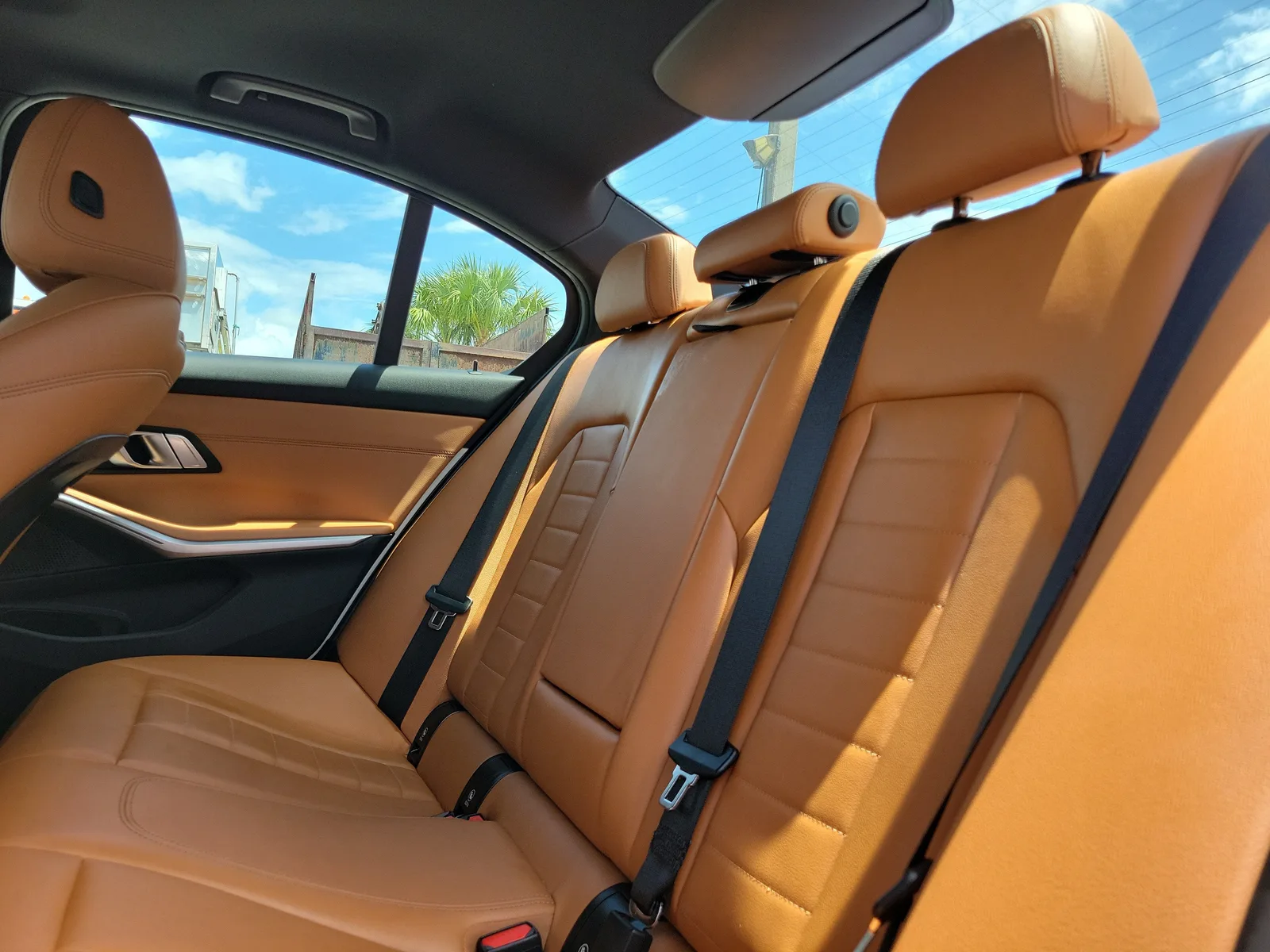 2020 BMW 3 Series 330i photo 13