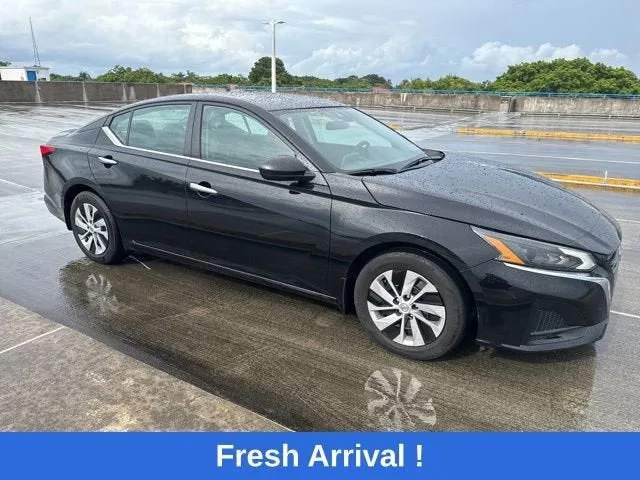 2025 Nissan Altima S photo 11