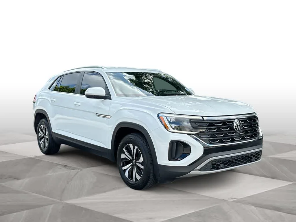 2025 Volkswagen Atlas Cross Sport 2.0T SE photo 2