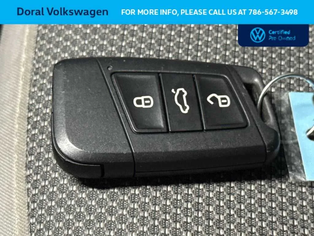 2024 Volkswagen Taos S photo 28