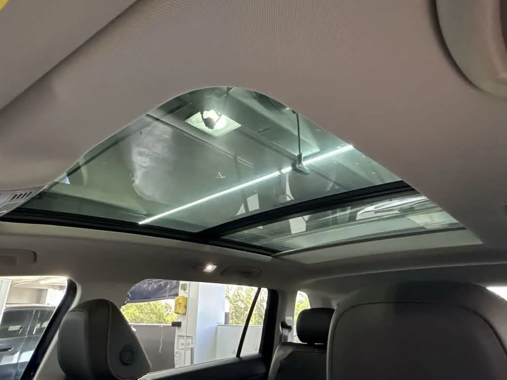 2024 Volkswagen Tiguan Wolfsburg Edition photo 21