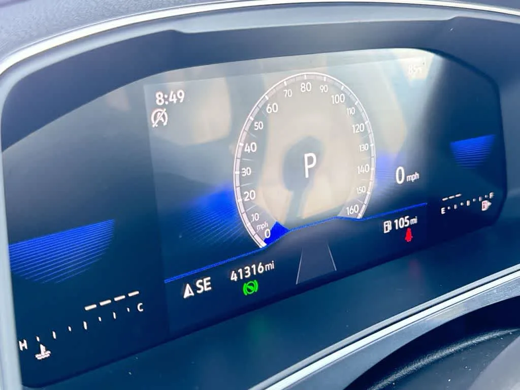 2023 Volkswagen Tiguan SE photo 16