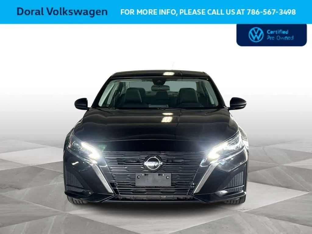 2024 Nissan Altima 2.5 SV photo 3