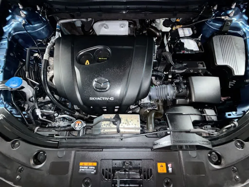 2024 Mazda CX-5 2.5 S Preferred Package photo 12