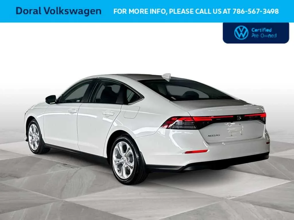 2025 Honda Accord LX photo 6