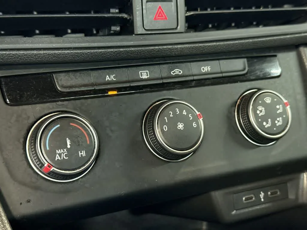 2022 Volkswagen Jetta Sport photo 19