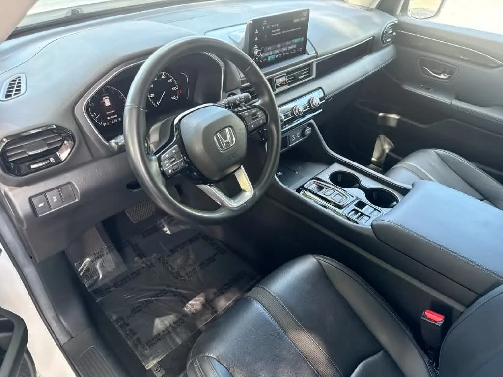 2025 Honda Pilot EX-L photo 13