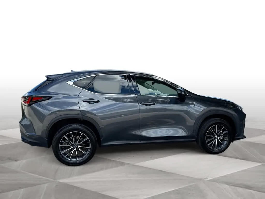 2024 Lexus NX 250 Premium photo 9