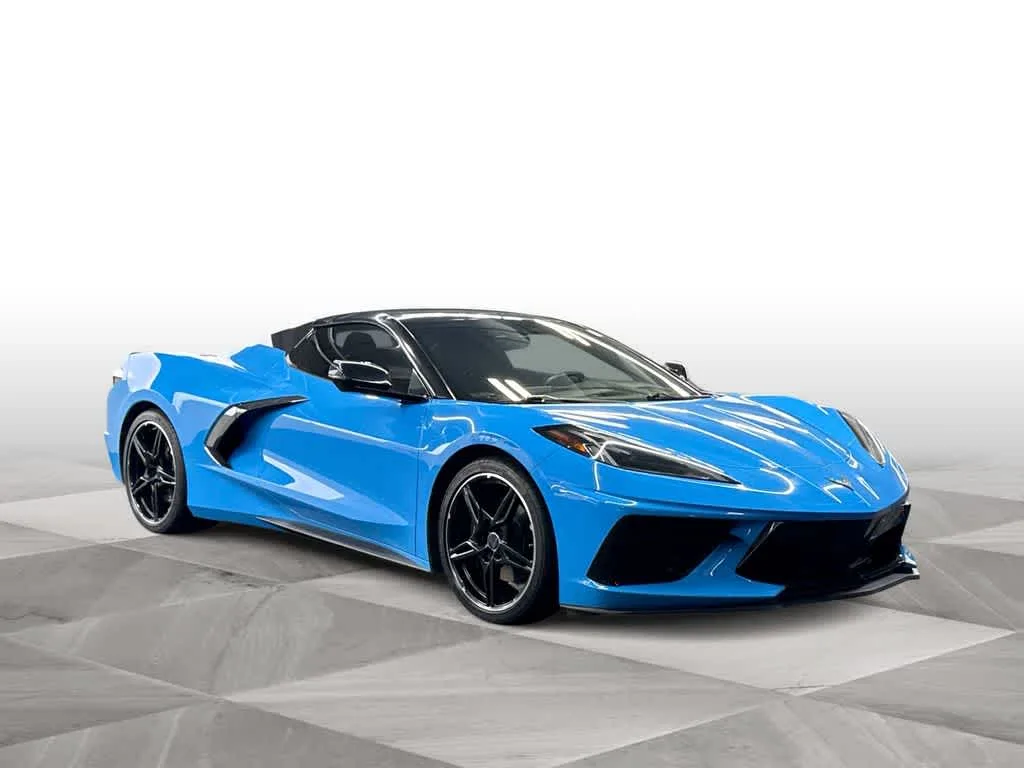 2023 Chevrolet Corvette 2LT photo 2