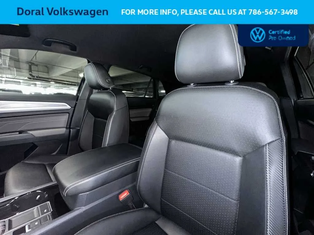 2023 Volkswagen Atlas Cross Sport 3.6L V6 SE w/Technology photo 14