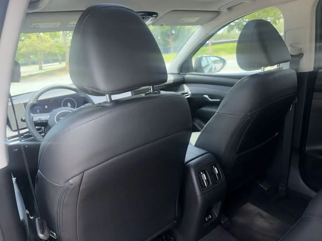 2025 Hyundai Tucson SEL Convenience photo 23