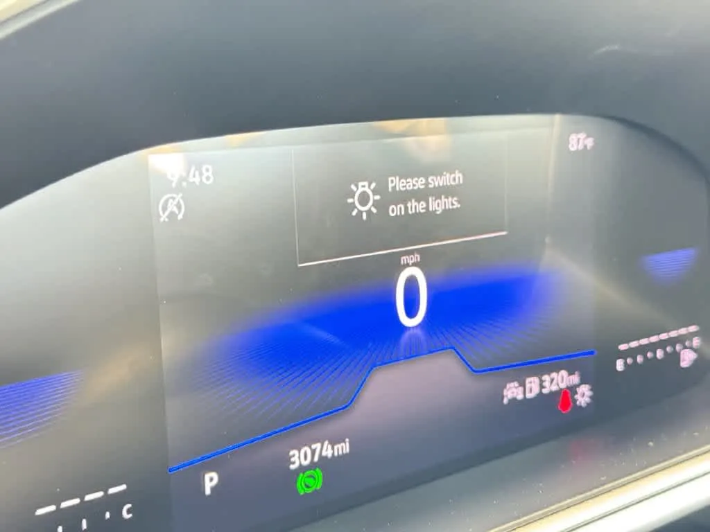 2026 Volkswagen Taos SE photo 16