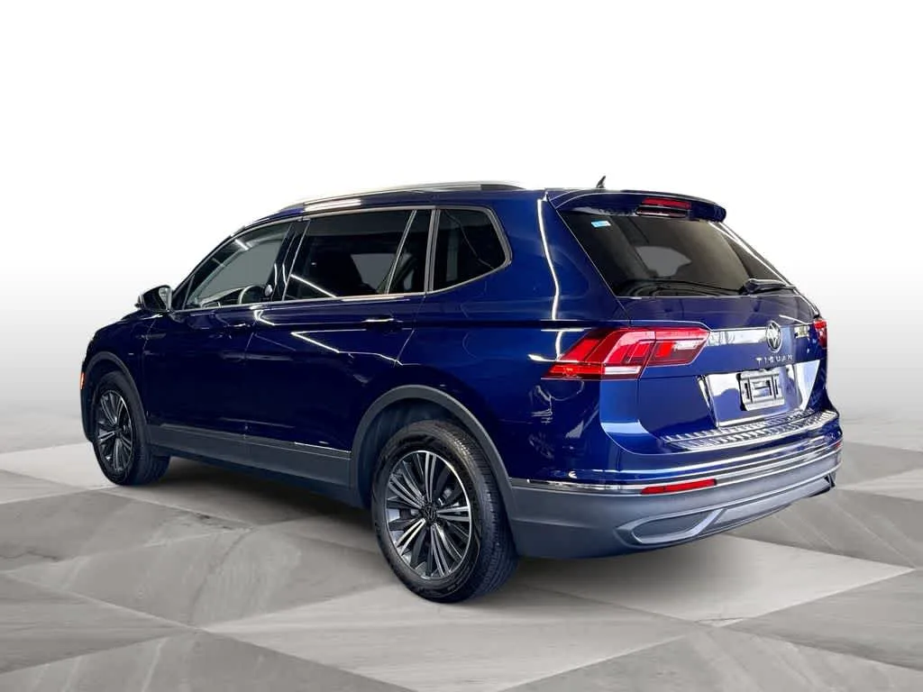 2024 Volkswagen Tiguan Wolfsburg Edition photo 6