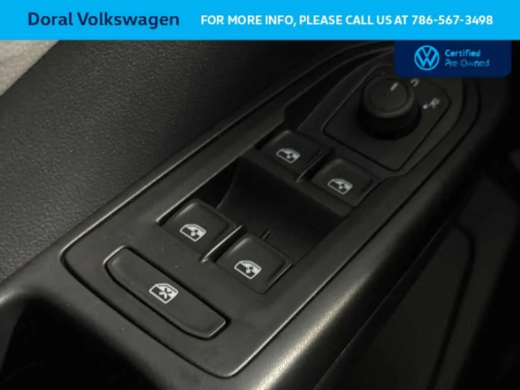 2023 Volkswagen Taos S photo 17