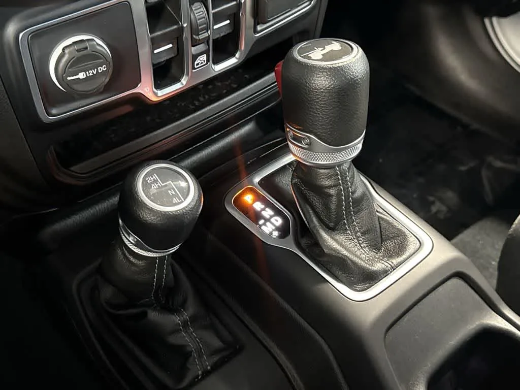 2024 Jeep Wrangler Sport S photo 20