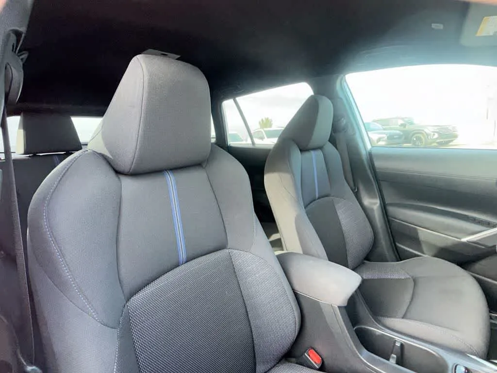 2024 Toyota Corolla Cross Hybrid SE photo 27
