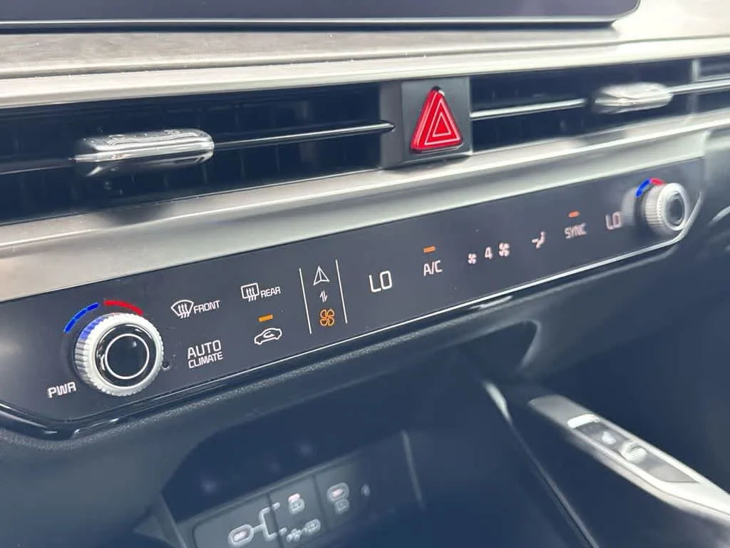 2024 Kia Sorento X-Line EX photo 20