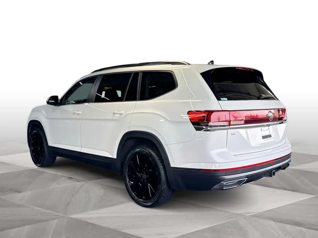 2024 Volkswagen Atlas 2.0T SE w/Technology photo 6