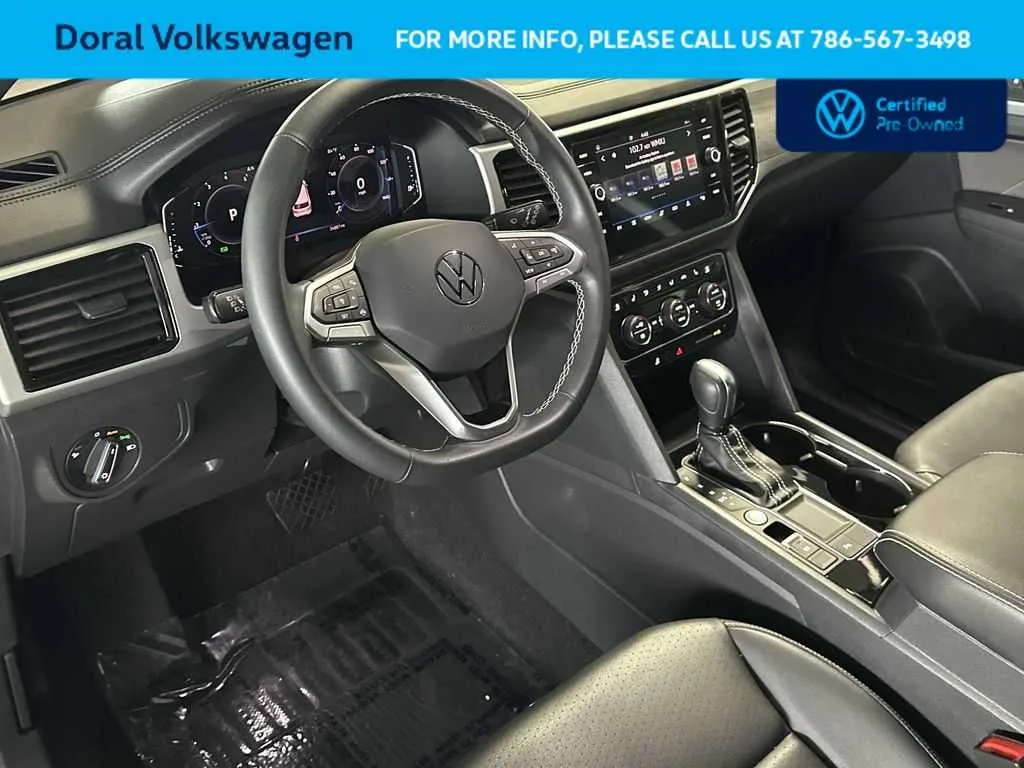 2023 Volkswagen Atlas Cross Sport 2.0T SE w/Technology photo 13