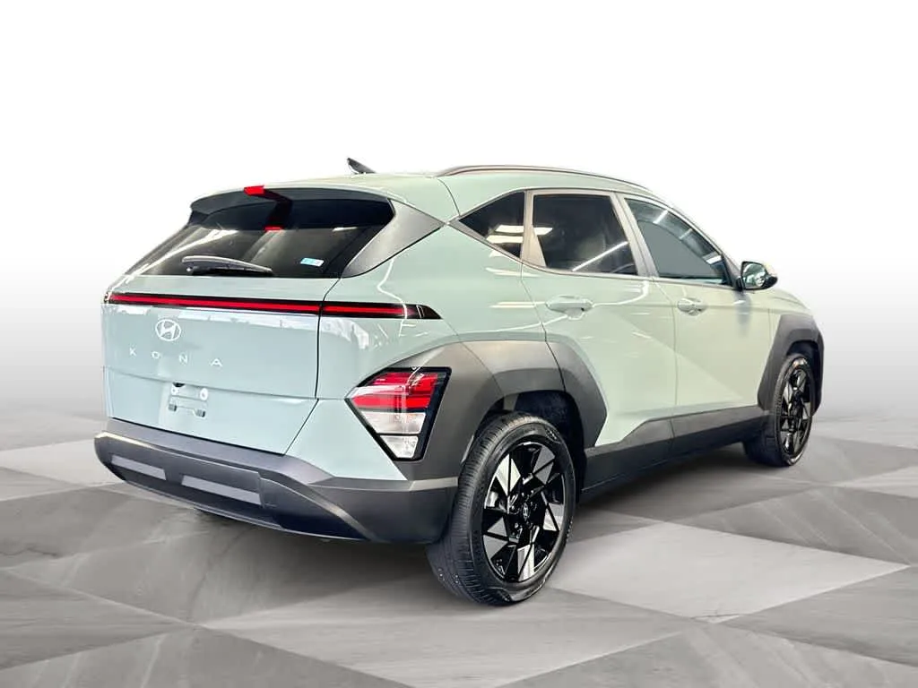 2024 Hyundai Kona SEL photo 8