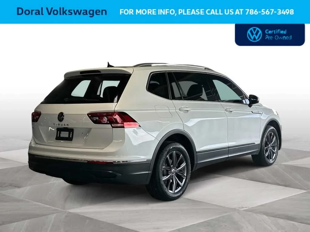 2023 Volkswagen Tiguan SE photo 8