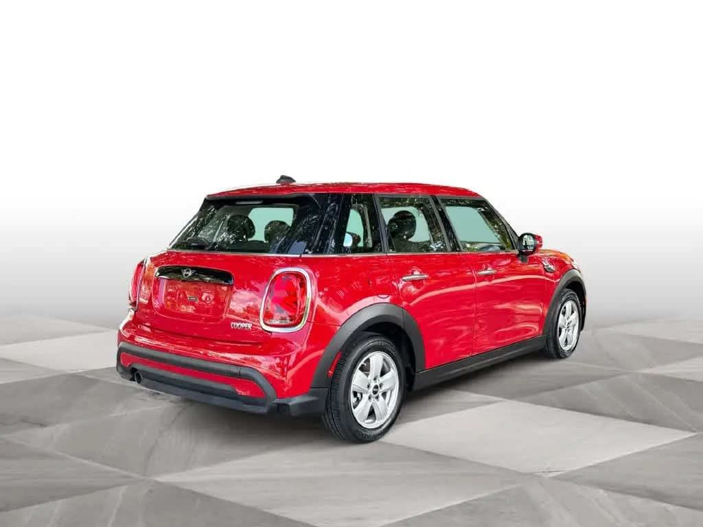 2024 MINI Hardtop 4 Door Cooper photo 8