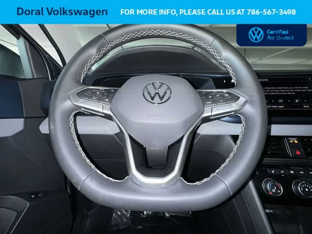 2023 Volkswagen Taos SE photo 15
