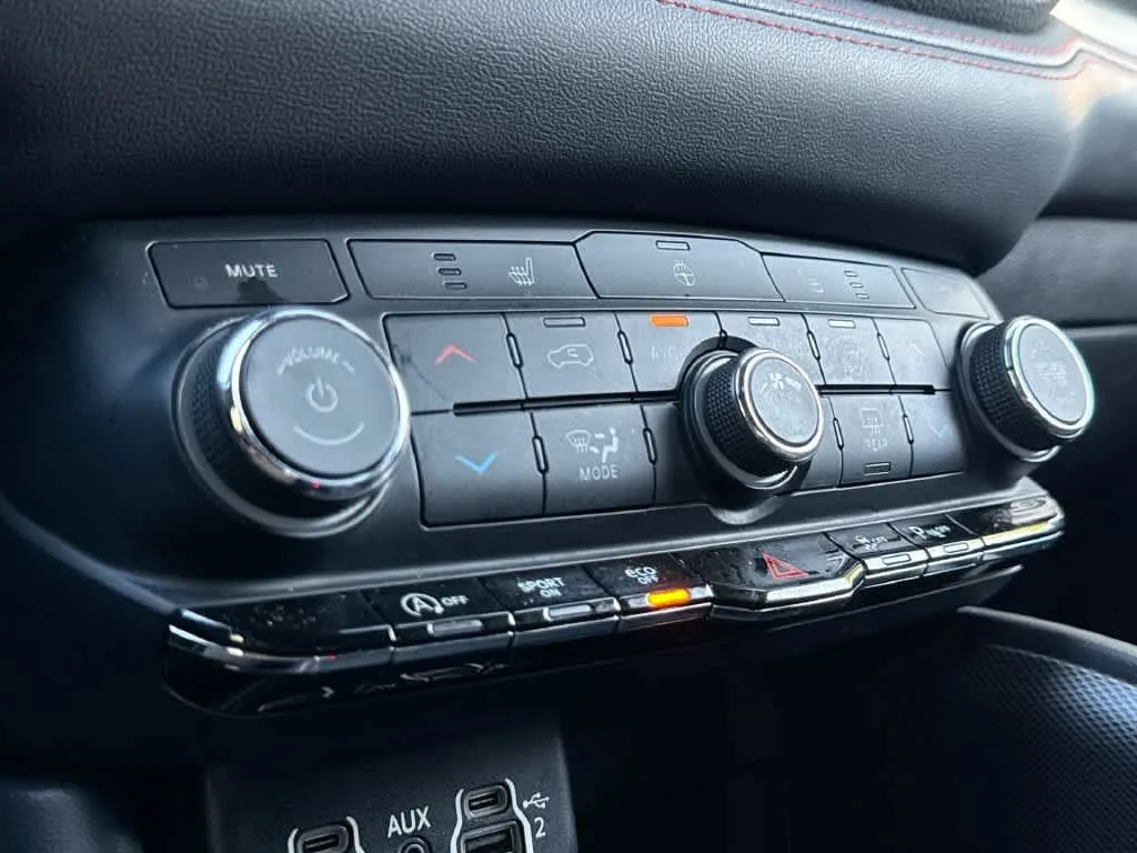 2025 Dodge Durango GT photo 19
