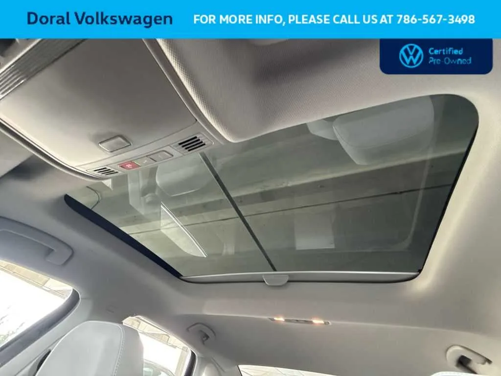 2025 Volkswagen Jetta SE photo 17