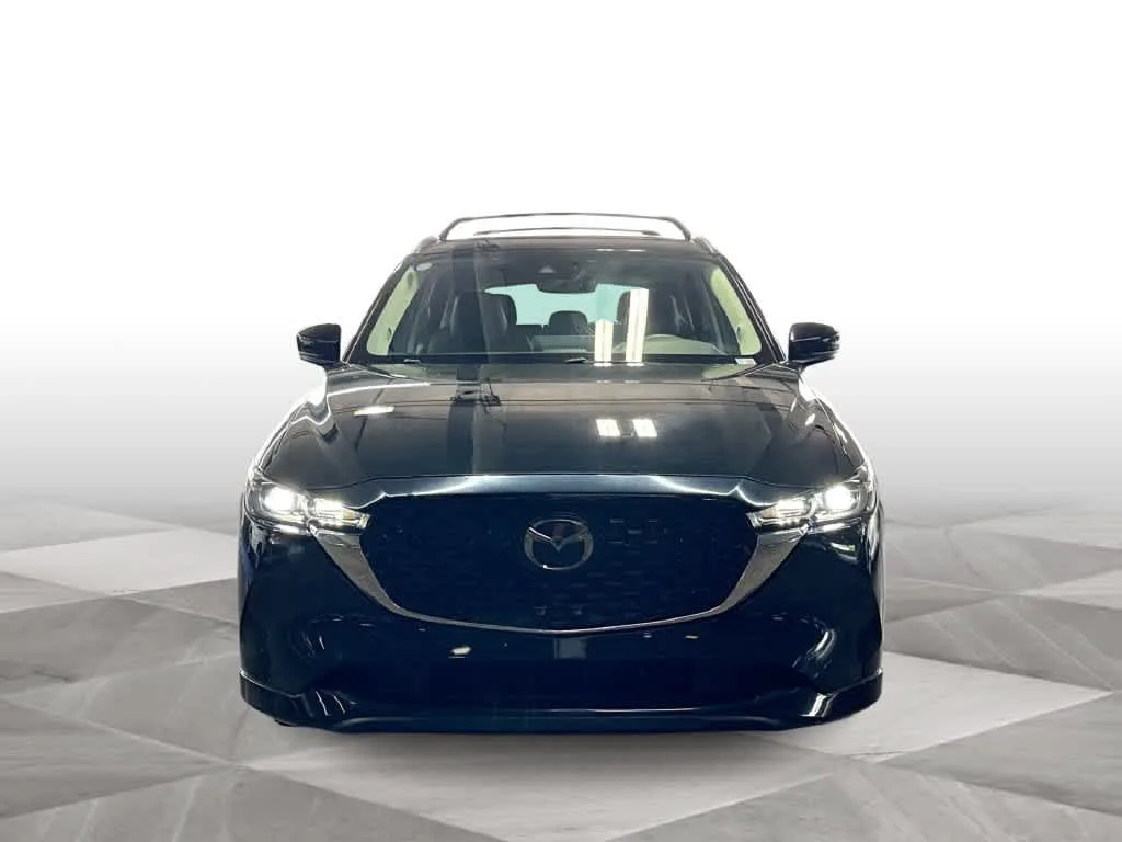 2024 Mazda CX-5 2.5 S Preferred Package photo 3