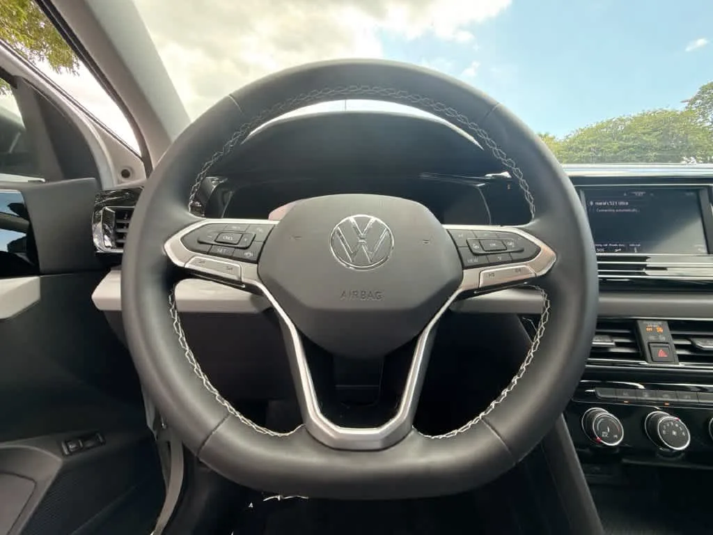 2023 Volkswagen Taos S photo 15