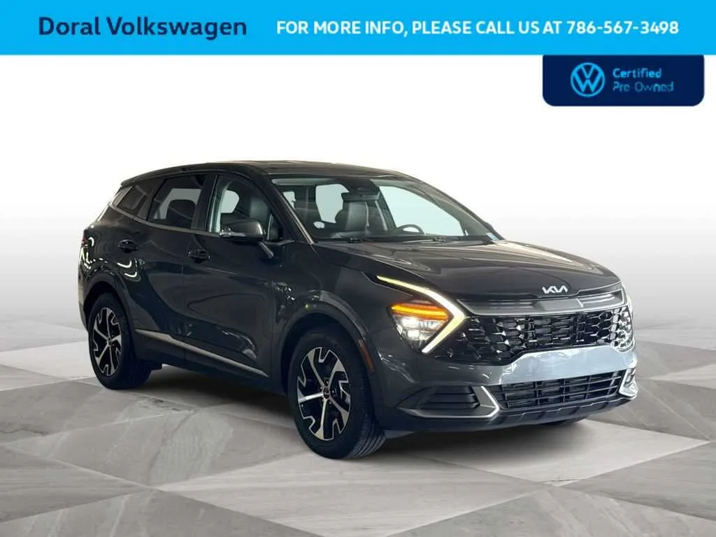 2024 Kia Sportage EX photo 2