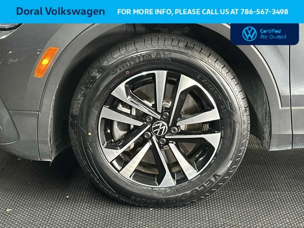 2024 Volkswagen Tiguan S photo 11