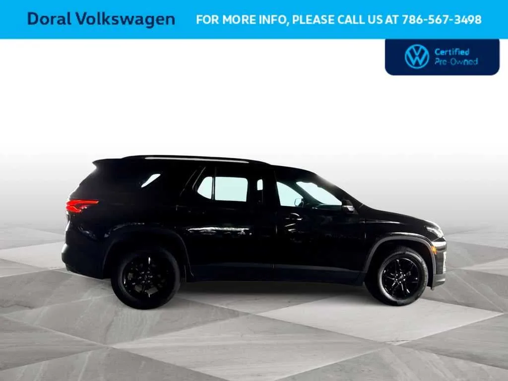 2023 Chevrolet Traverse LT Cloth photo 9