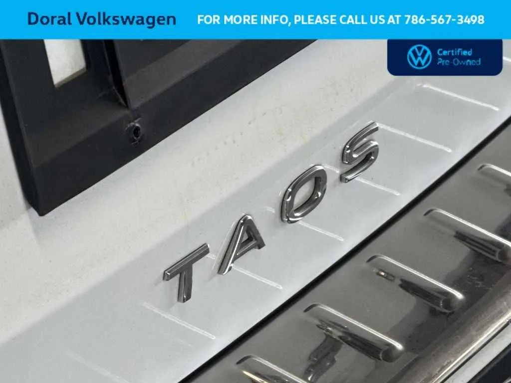 2022 Volkswagen Taos SE photo 10