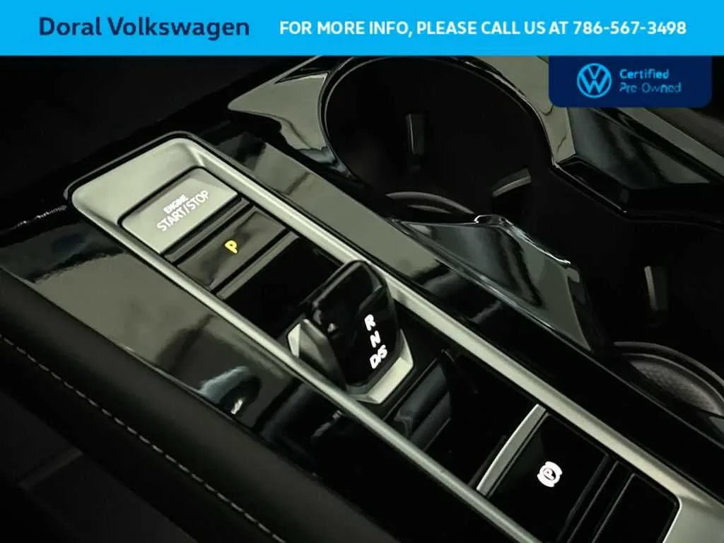 2025 Volkswagen Atlas Cross Sport 2.0T SEL R-Line Black photo 21