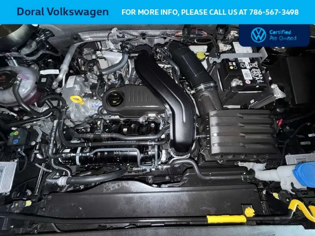 2025 Volkswagen Taos SE photo 12