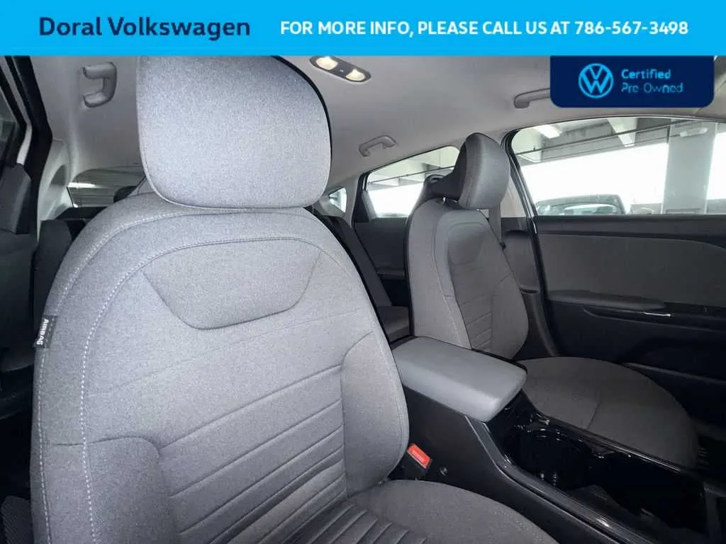 2025 Kia K4 EX photo 27