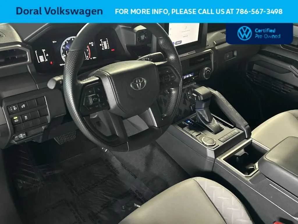 2025 Toyota Tacoma SR5 photo 13