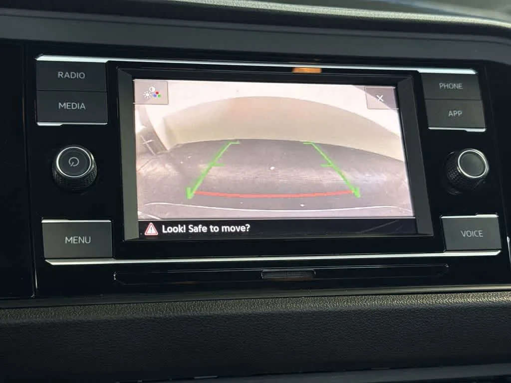 2022 Volkswagen Jetta Sport photo 18