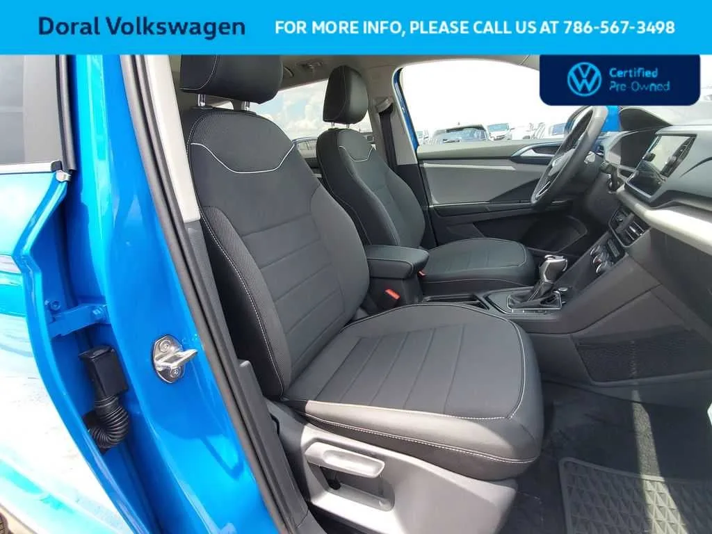 2023 Volkswagen Taos SE photo 32