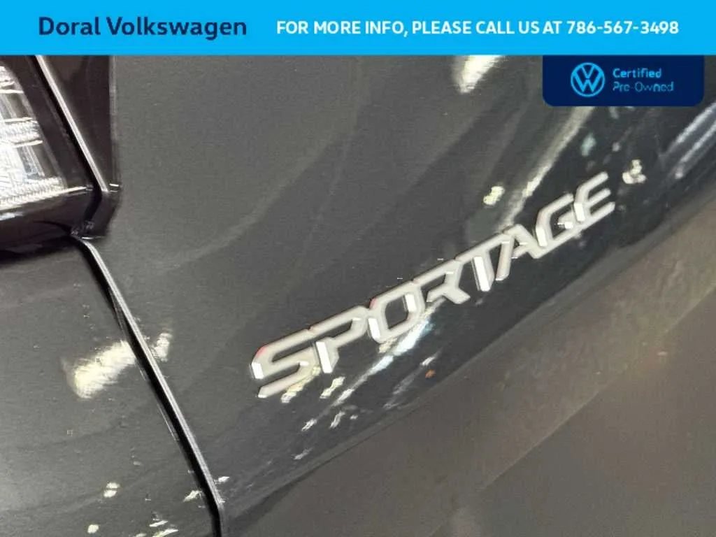 2024 Kia Sportage EX photo 10