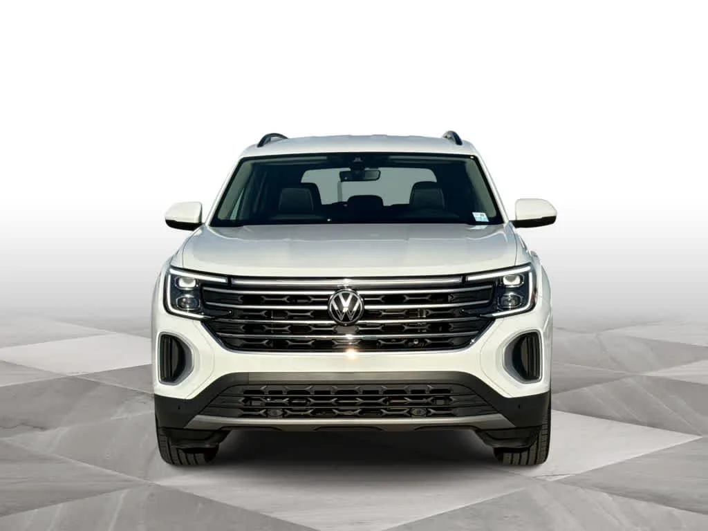 2024 Volkswagen Atlas 2.0T SE w/Technology photo 3