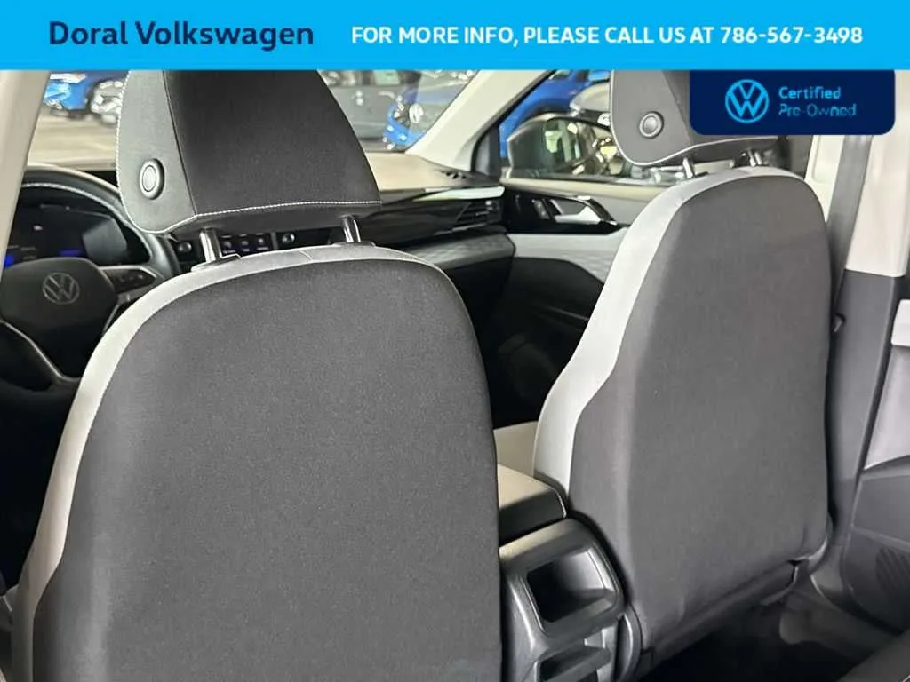 2023 Volkswagen Taos S photo 23