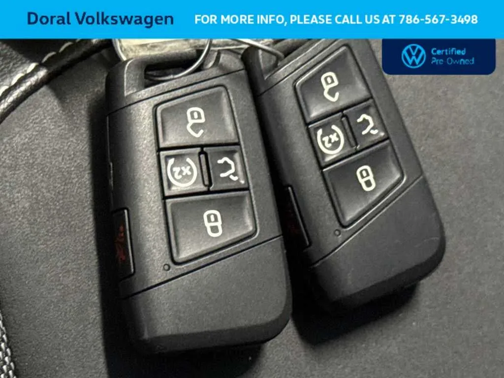 2022 Volkswagen Taos SE photo 28