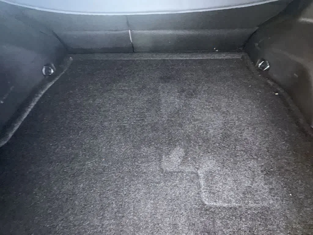 2024 Toyota RAV4 XLE photo 25